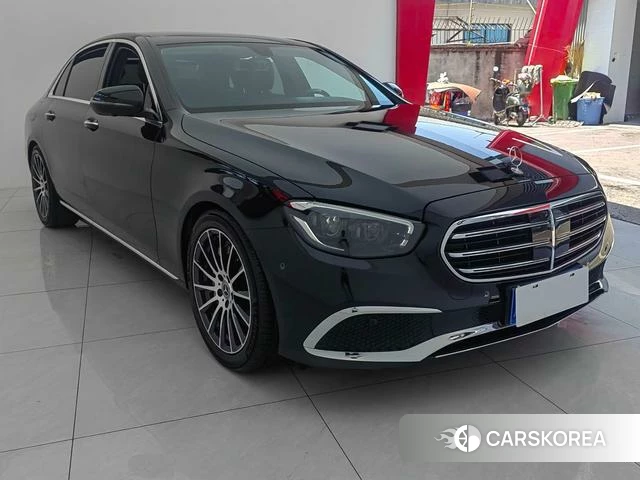 Mercedes-Benz E-class 2022 Черный из Китая, фото 4