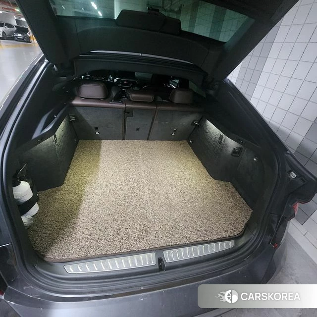 BMW 6 Series GT (G32) 2018 Серый из Кореи, фото 4