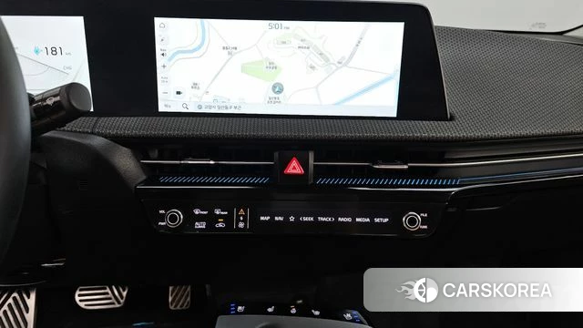 Kia EV6 2023 Черный из Кореи, фото 4
