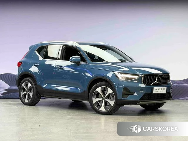 Volvo XC40 2023 Синий из Китая, фото 4