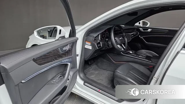 Audi A6 (C8) 2021 Белый из Кореи, фото 4