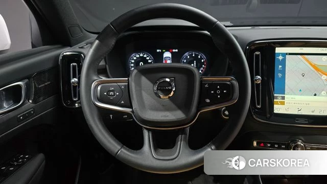 Volvo XC40 2021 Белый из Кореи, фото 4