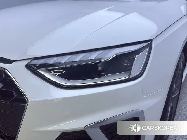 Audi A4L 2025 Белый из Китая, фото 4