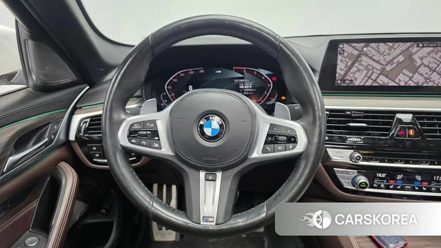 BMW 5 Series (G30) 2020 Белый из Кореи, фото 4