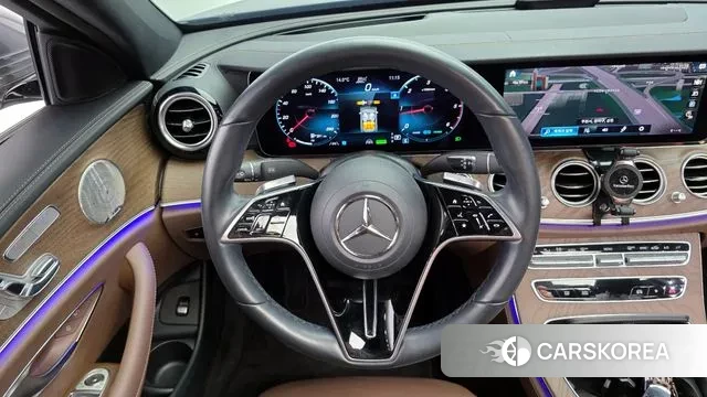 Mercedes-Benz E-Class W213 2022 Серебристо-серый из Кореи, фото 4