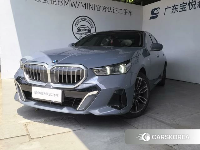 BMW 5 series 2024 Синий из Китая, фото 4