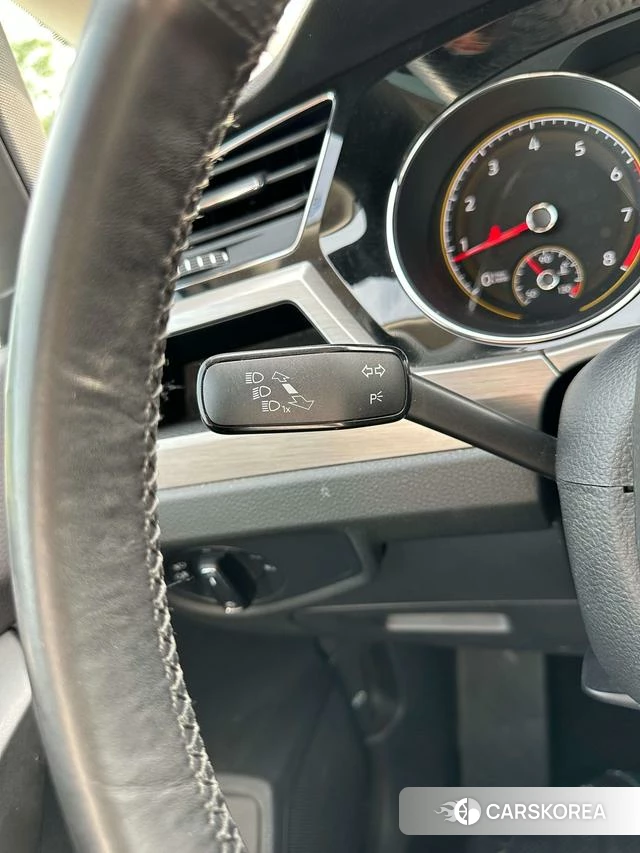 Volkswagen Touran L 2021 Белый из Китая, фото 4