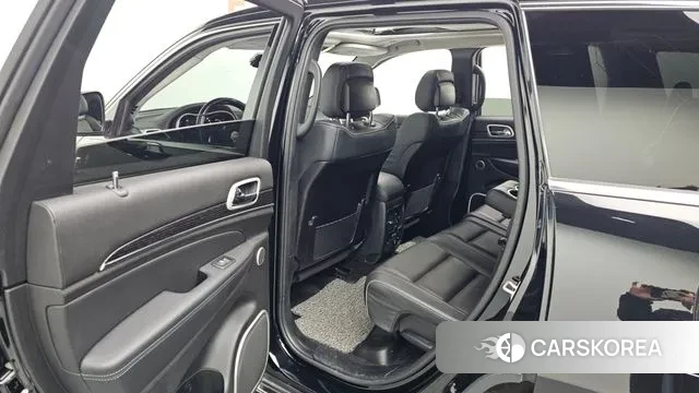 Jeep Grand Cherokee 2021 Черный из Кореи, фото 4