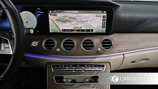 Mercedes-Benz E-Class W213 2021 Синий из Кореи, фото 4