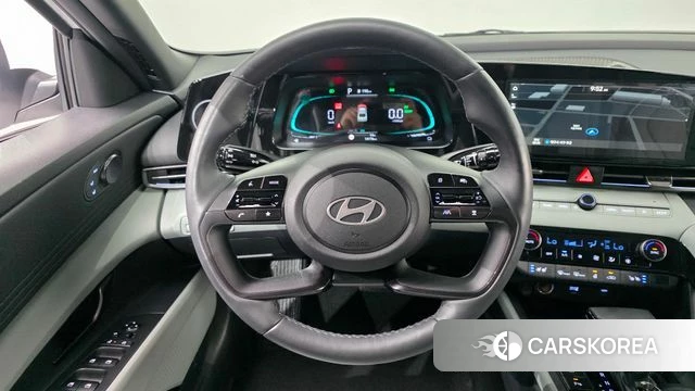 Hyundai The New Avante Hybrid (CN7) 2024 Белый из Кореи, фото 4