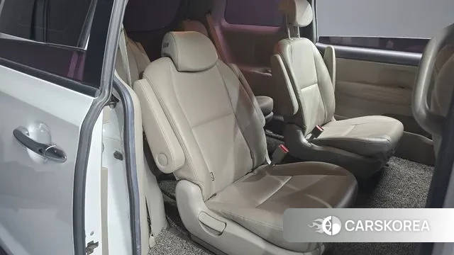 Kia The New Carnival 2019 Белый из Кореи, фото 4