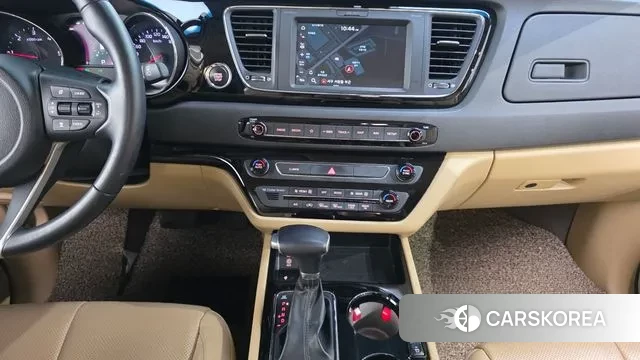 Kia The New Carnival 2018 Белый из Кореи, фото 4