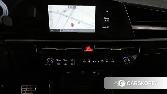 Kia Di Ol Nu Niro 2022 Белый из Кореи, фото 4