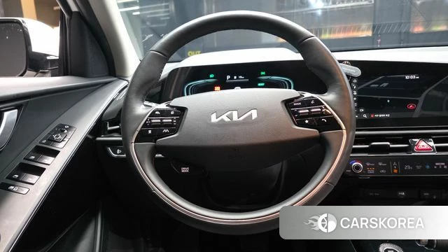 Kia Di Ol Nu Niro 2022 Белый из Кореи, фото 4