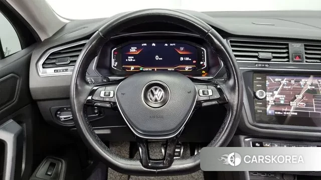 Volkswagen Tiguan Allspace 2020 Черный из Кореи, фото 4