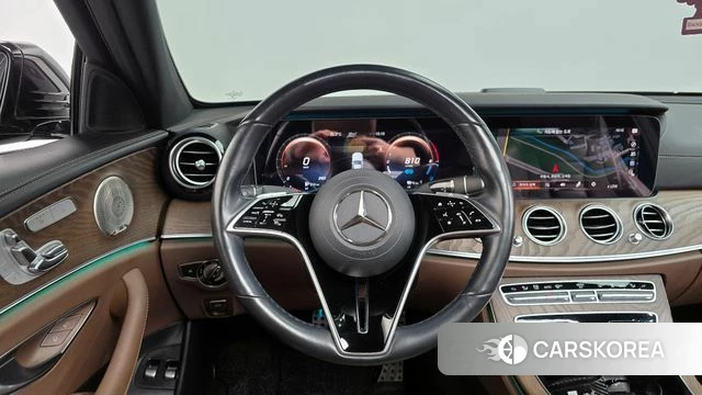 Mercedes-Benz E-Class W213 2021 Черный из Кореи, фото 4