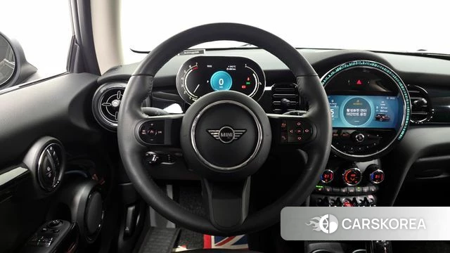 Mini Cooper 2023 Черный из Кореи, фото 4