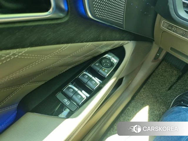 Kia K8 Hybrid 2021 Серебристо-серый из Кореи, фото 4