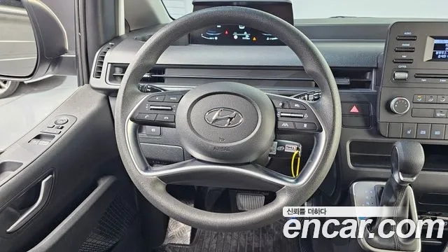 Hyundai Staria 2022 Белый из Кореи, фото 4