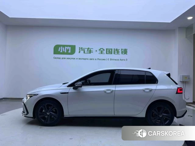 Volkswagen Golf 2022 Белый из Китая, фото 4