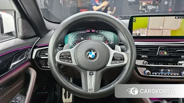 BMW 5 Series (G30) 2022 Белый из Кореи, фото 4