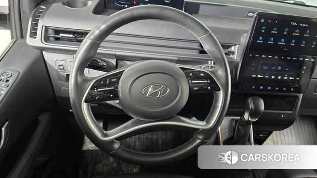 Hyundai Staria 2023 Белый из Кореи, фото 4