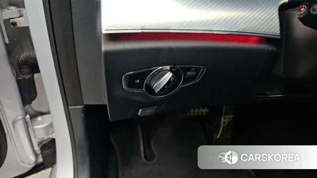 Mercedes-Benz E-Class W213 2020 Серебряный из Кореи, фото 4