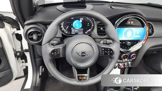 Mini Cooper S Convertible 2023 Белый из Кореи, фото 4