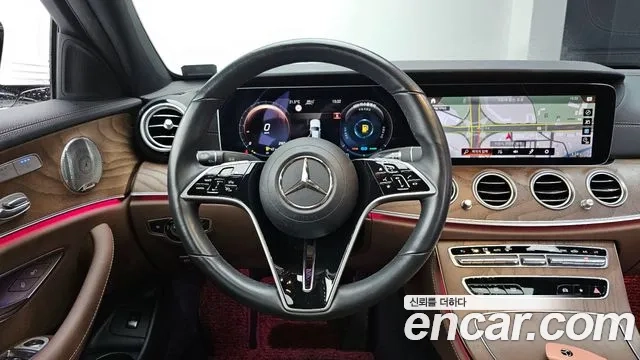 Mercedes-Benz E-Class W213 2023 Белый из Кореи, фото 4