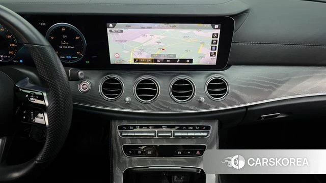 Mercedes-Benz E-Class W213 2021 Серый из Кореи, фото 4