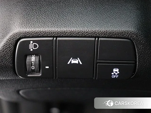 Hyundai Avante Hybrid (CN7) 2022 Белый из Кореи, фото 4