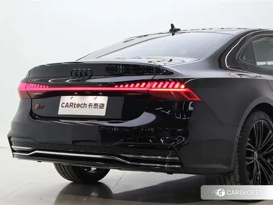 Audi A7L 2025 Черный из Китая, фото 4