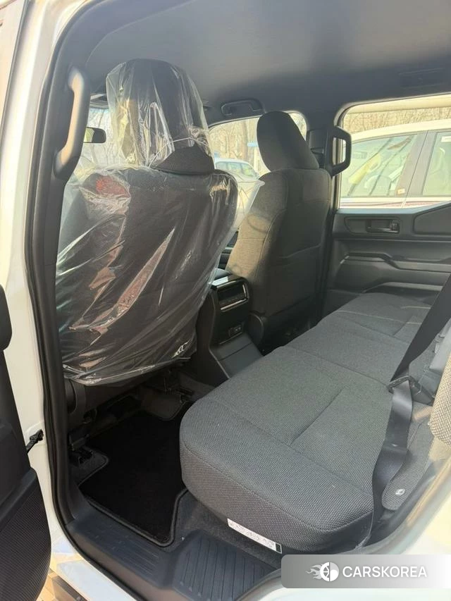 Toyota Prado (imported) 2024 Белый из Китая, фото 4