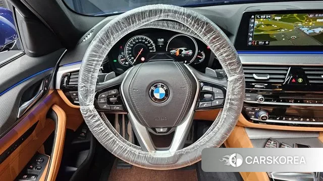BMW 5 Series (G30) 2018 Синий из Кореи, фото 4