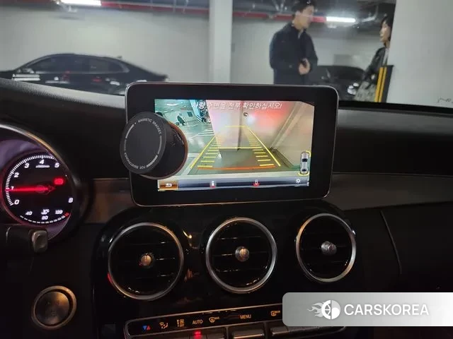 Mercedes-Benz C-Class W205 2018 Белый из Кореи, фото 4