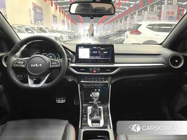 Kia K3 2021 Серебристо-серый из Китая, фото 4