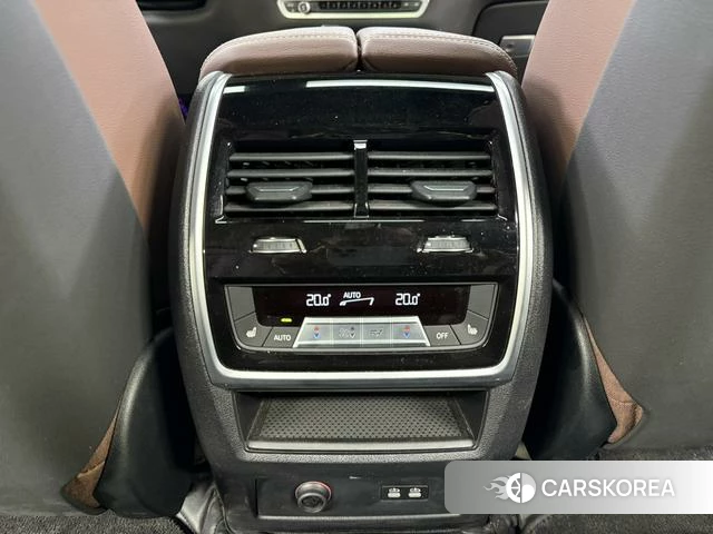 BMW X7 2020 Темно-серый из Китая, фото 4