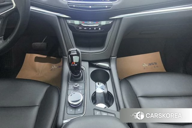Cadillac XT5 2021 Белый из Китая, фото 4