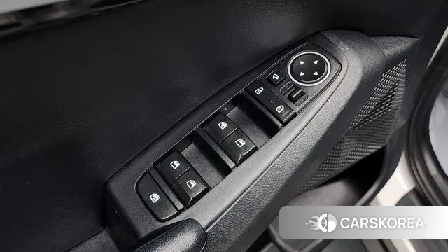 Kia Seltos 2022 Белый из Кореи, фото 4