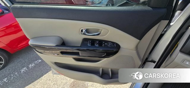 Kia The New Carnival 2020 Серебряный из Кореи, фото 4