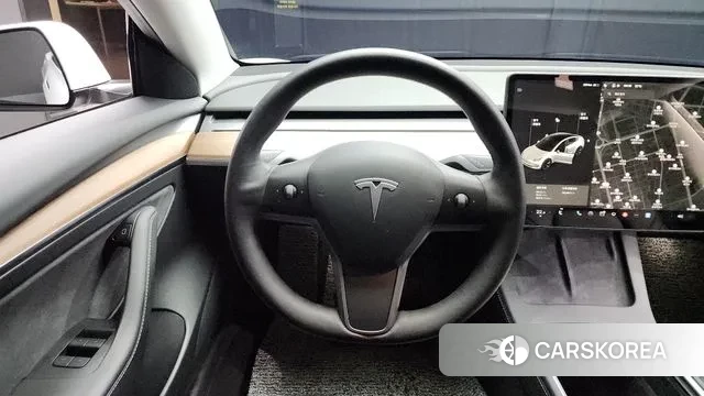 Tesla Model 3 2021 Белый из Кореи, фото 4