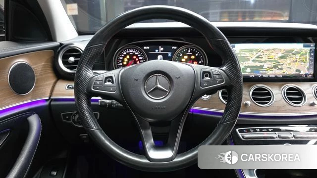 Mercedes-Benz E-Class W213 2018 Черный из Кореи, фото 4