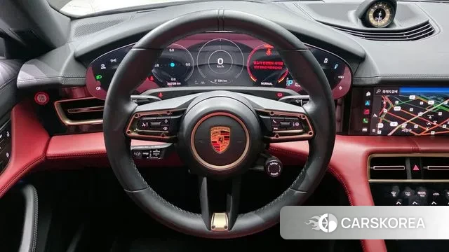 Porsche Taycan 2023 Белый из Кореи, фото 4