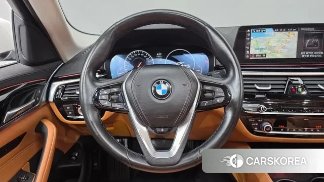 BMW 5 Series (G30) 2019 Белый из Кореи, фото 4