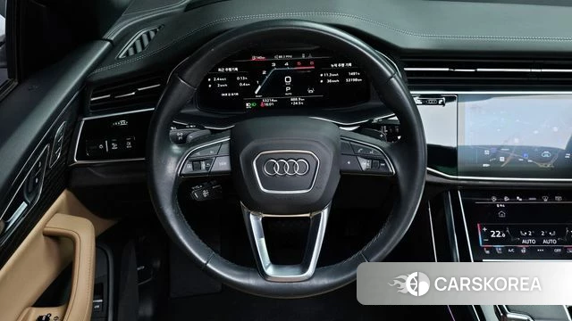 Audi Q8 (4M) 2023 Белый из Кореи, фото 4