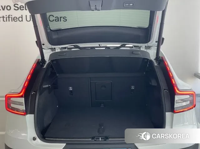 Volvo C40 Richards 2024 Белый из Кореи, фото 4