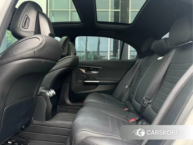 Mercedes-Benz Class C 2023 Белый из Китая, фото 4