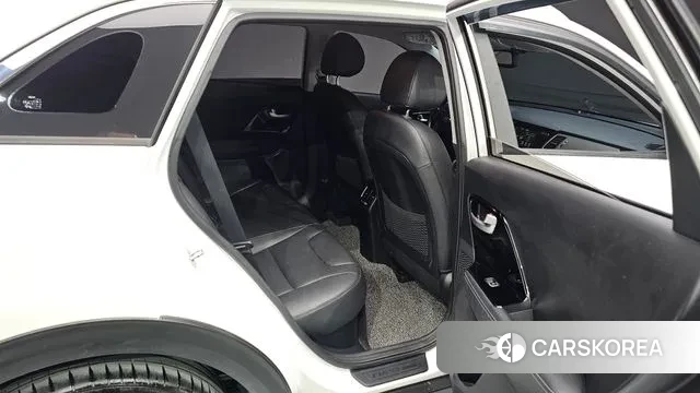 Kia Niro 2018 Белый из Кореи, фото 4