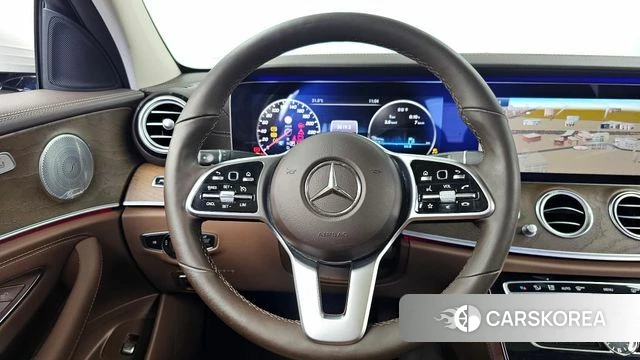 Mercedes-Benz E-Class W213 2019 Белый из Кореи, фото 4