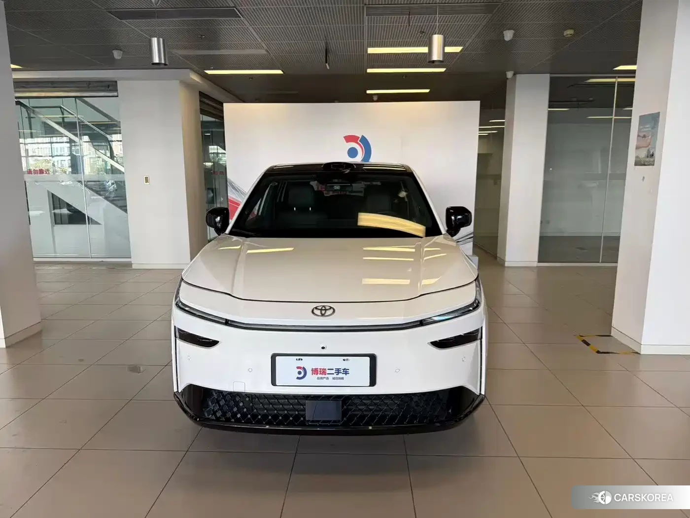 Toyota Platinum Wisdom 3X 2025 Белый из Китая, фото 4